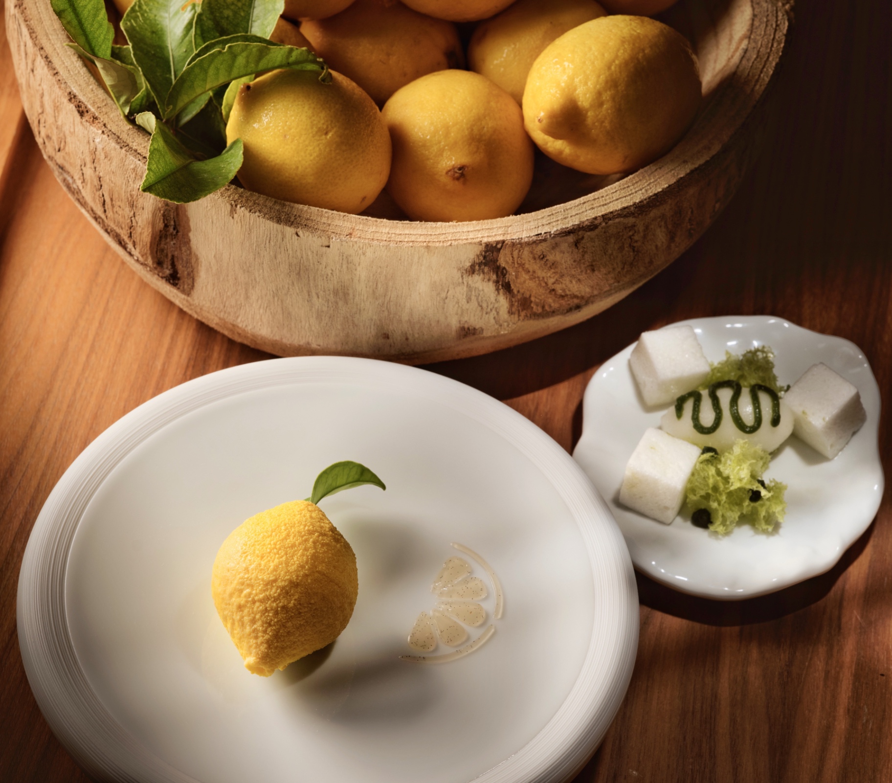 Λεμόνι, Δυόσμος & Ελαιόλαδο — fine dining από τον pastry consultant Argyris Poptsios για Fiore Restaurant