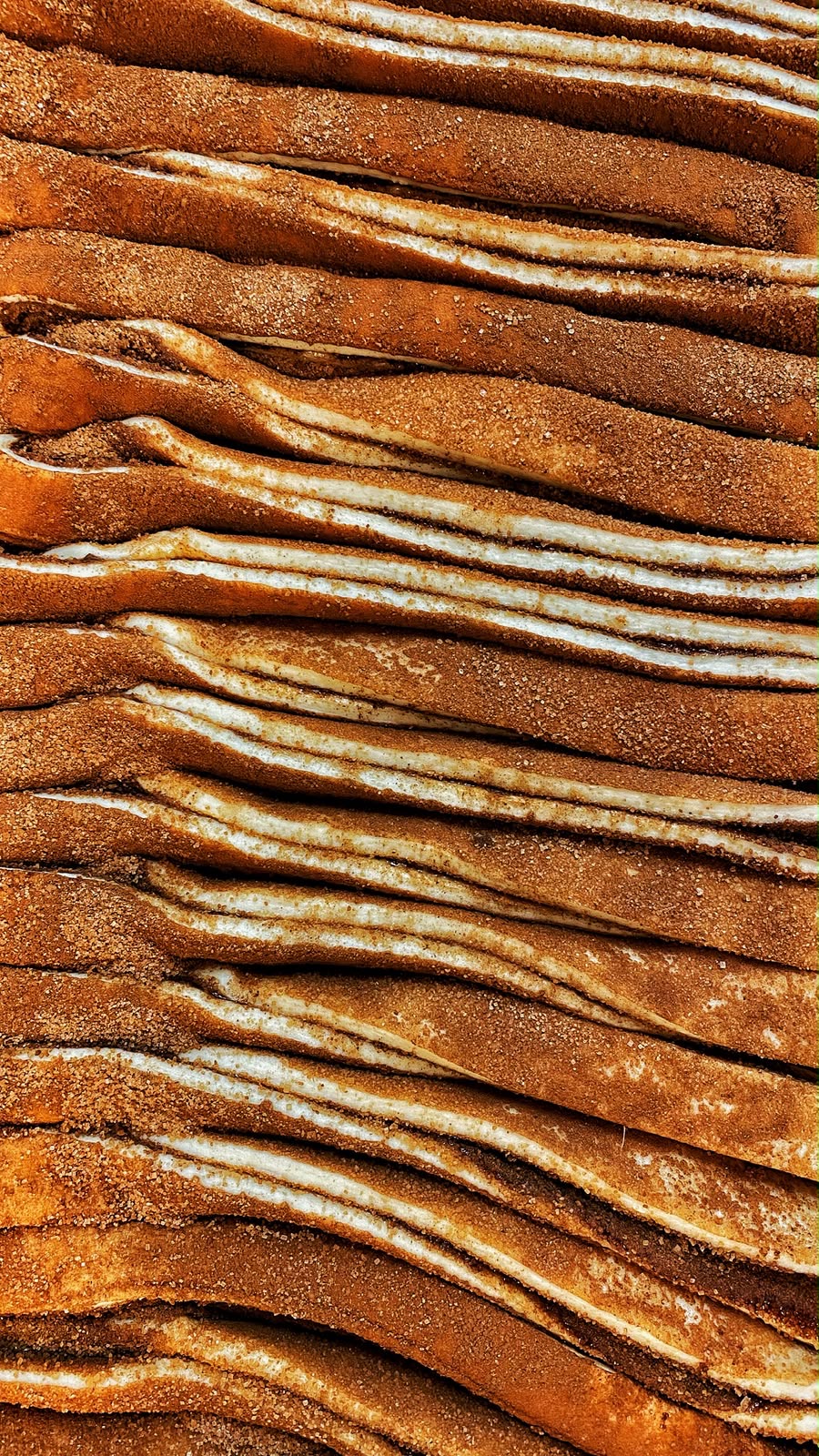 Ο Argyris Poptsios, Executive Pastry Chef και pastry consultant, με επαγγελματική στολή